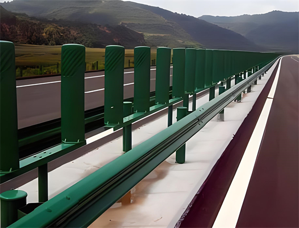 梧州三波护栏板在高速公路的应用